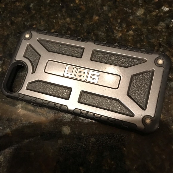 Phone case - Picture 1 of 2